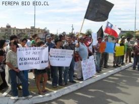 Pescadores de Lenga protestan por escaso apoyo del  municipio