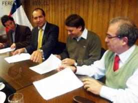 Ferepa Bío Bío suscribe importante acuerdo que beneficiará a pescadores de Arauco