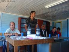 Directivos de Ferepa Biobio en encuentro con pescadores artesanales de Isla Santa Mara, en el territorio insular.