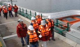 Recorrido por terminal marítimo de Enap