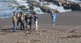 Dirigentes de Ferepa y Seremi de Economía en Caleta Maule